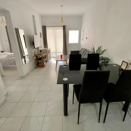 Kontheo Elli Ground Apt 2 Near The Beach Appartamento