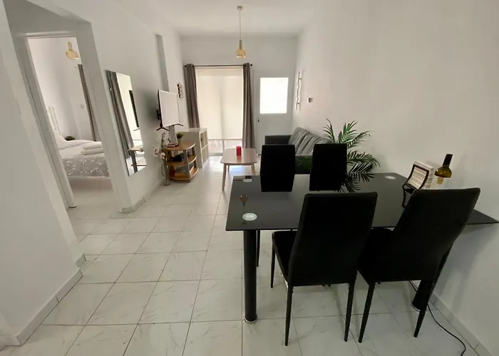 Kontheo Elli Ground Apt 2 Near The Beach Apartmán